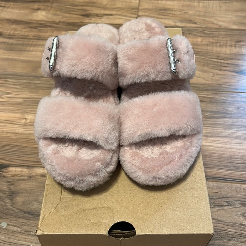 Light Purple Ugg Slippers